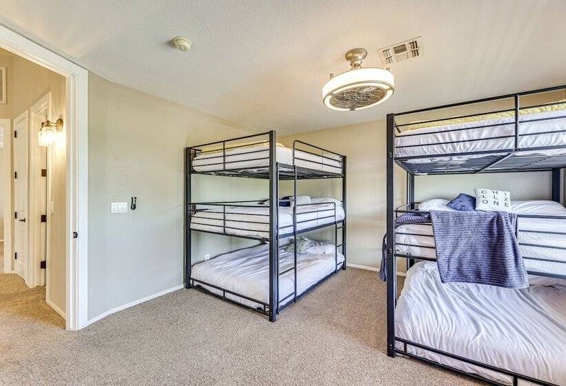 Expansive Mesa Retreat W/ Private Outdoor Pool!