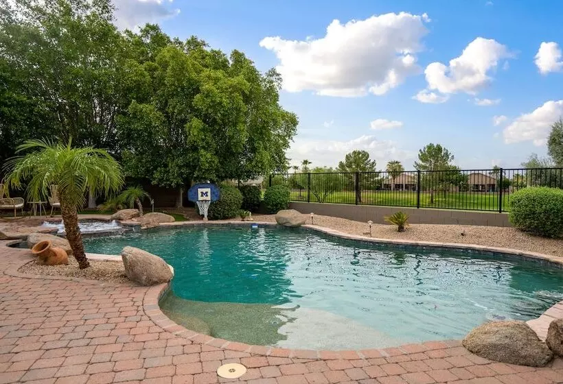 Expansive Mesa Retreat W/ Private Outdoor Pool!