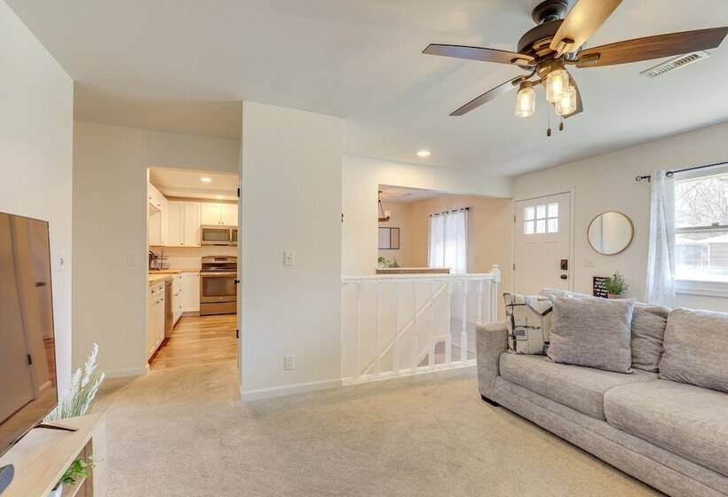 Family Friendly Lincoln Home W/ Sandbox & Grill!