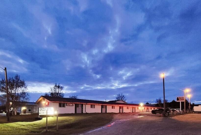 Grizzly Motel