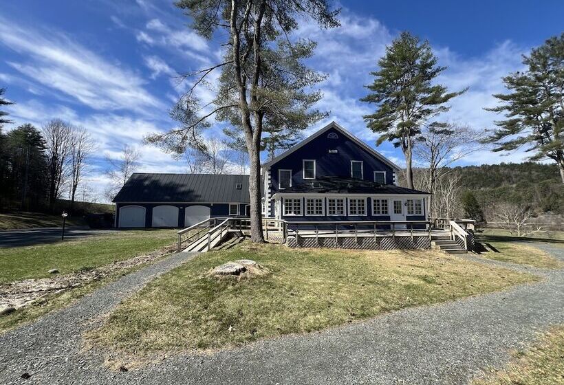 Home On The Connecticut