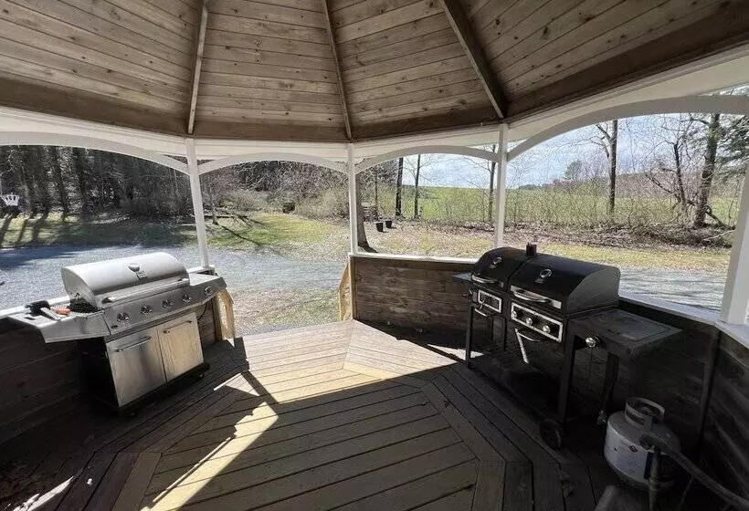 Home On The Connecticut