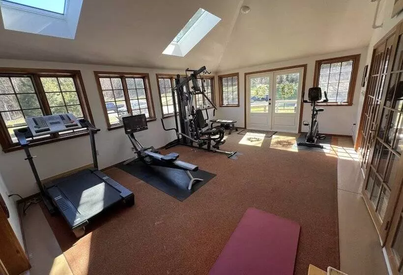 Home On The Connecticut