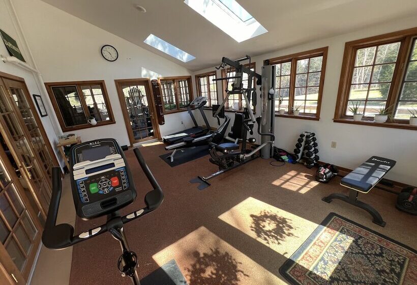 Home On The Connecticut