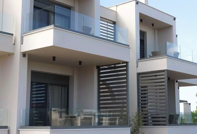 Hotelli Almyres Luxurious Residences