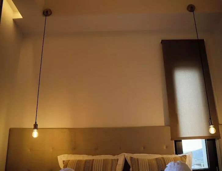 Hotelli Almyres Luxurious Residences