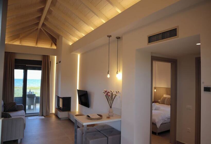 בית מלון כפרי Almyres Luxurious Residences