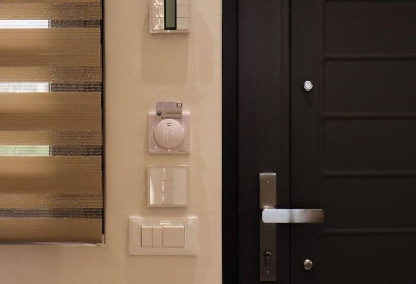 בית מלון כפרי Almyres Luxurious Residences