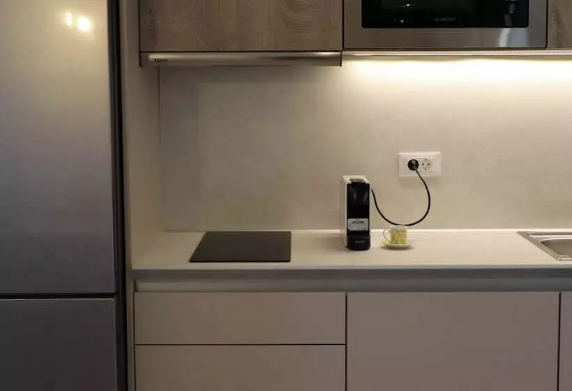 Hotelli Almyres Luxurious Residences