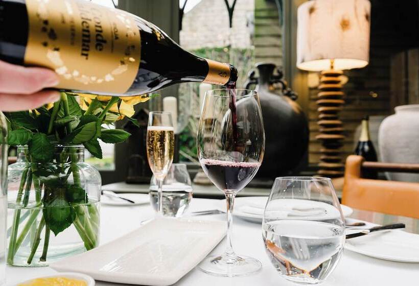 Отель The Pheasant