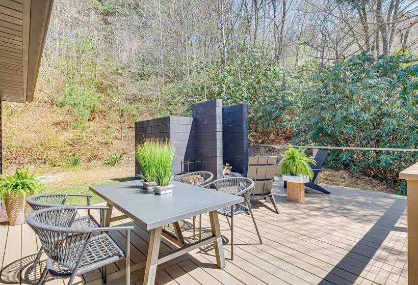 Modern Pisgah Forest Cabin On 60 Wooded Acres!