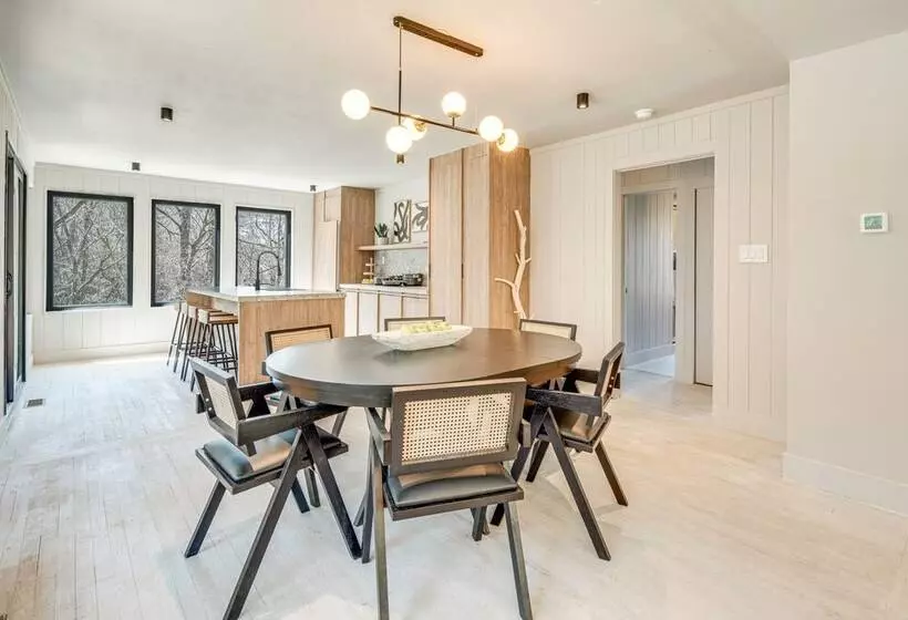 Modern Pisgah Forest Cabin On 60 Wooded Acres!