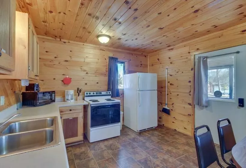 Shared Dock: Dog Friendly Retreat In Park Rapids!