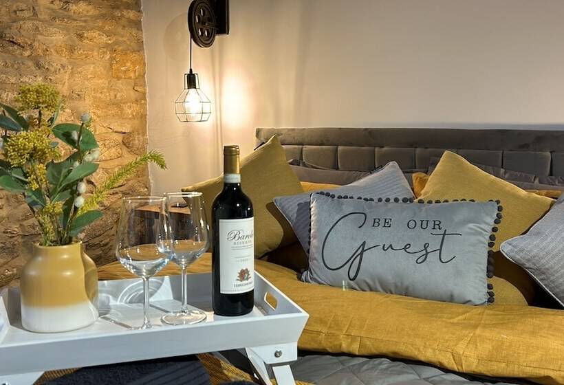 ペンション The Old Stables