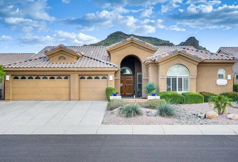 Phoenix Home W/ Private Oasis: Walk To Lookout Mtn