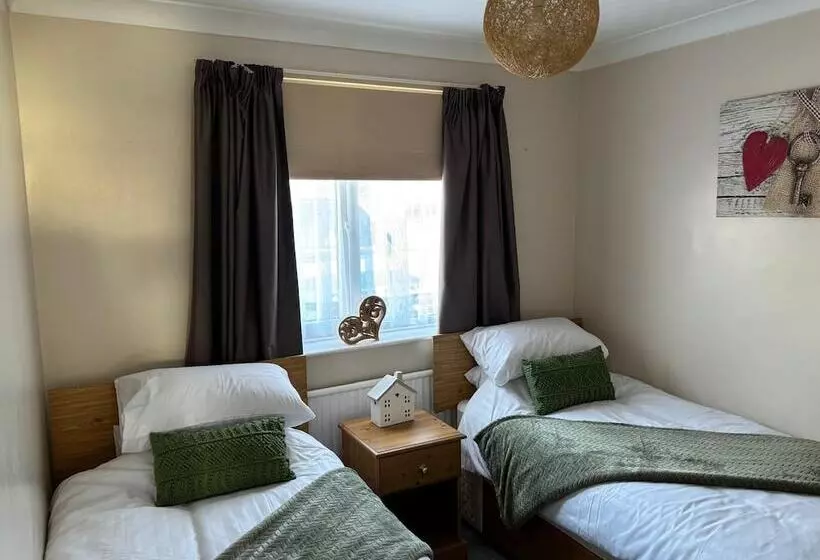 レジデンス Bungalow 2bed 1bath Petfriendly Parking