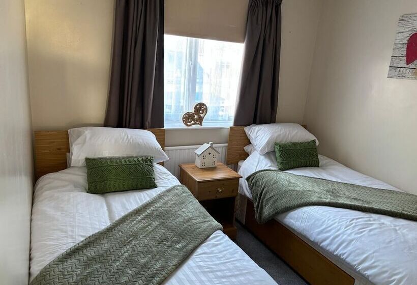 レジデンス Bungalow 2bed 1bath Petfriendly Parking