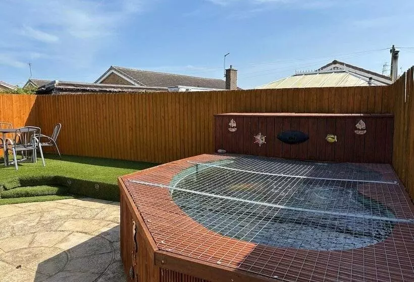 レジデンス Bungalow 2bed 1bath Petfriendly Parking