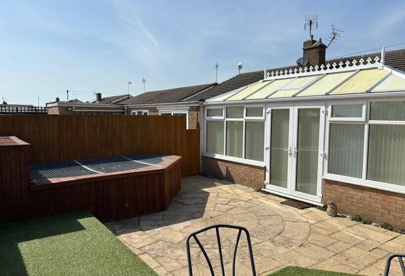 レジデンス Bungalow 2bed 1bath Petfriendly Parking