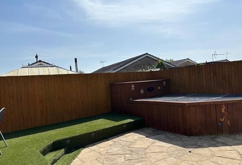 レジデンス Bungalow 2bed 1bath Petfriendly Parking