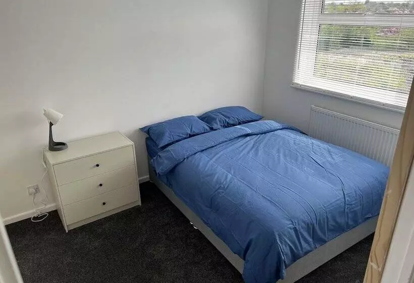 Residenssi Charming 3 Bed House In Leighton Buzzard