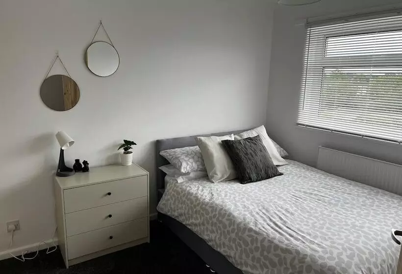 Residenssi Charming 3 Bed House In Leighton Buzzard