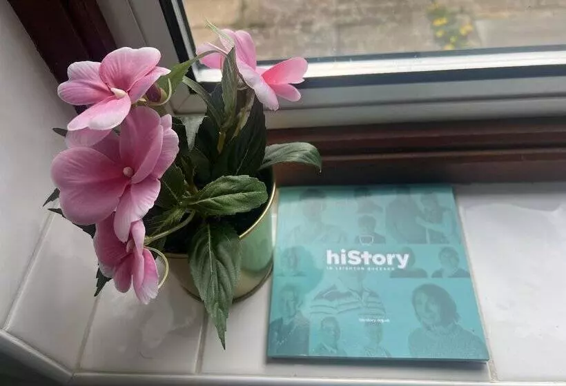 Residenssi Charming 3 Bed House In Leighton Buzzard