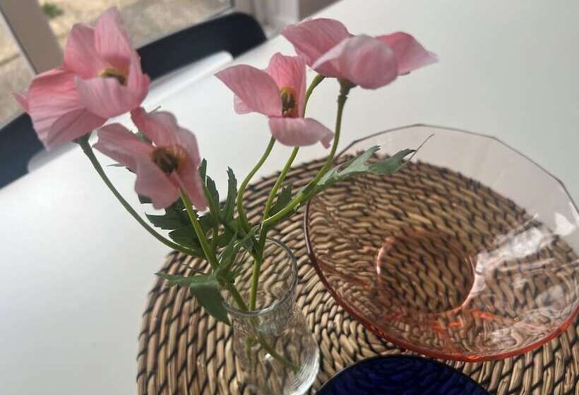 Residenza Charming 3 Bed House In Leighton Buzzard