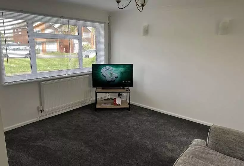 Residenssi Charming 3 Bed House In Leighton Buzzard