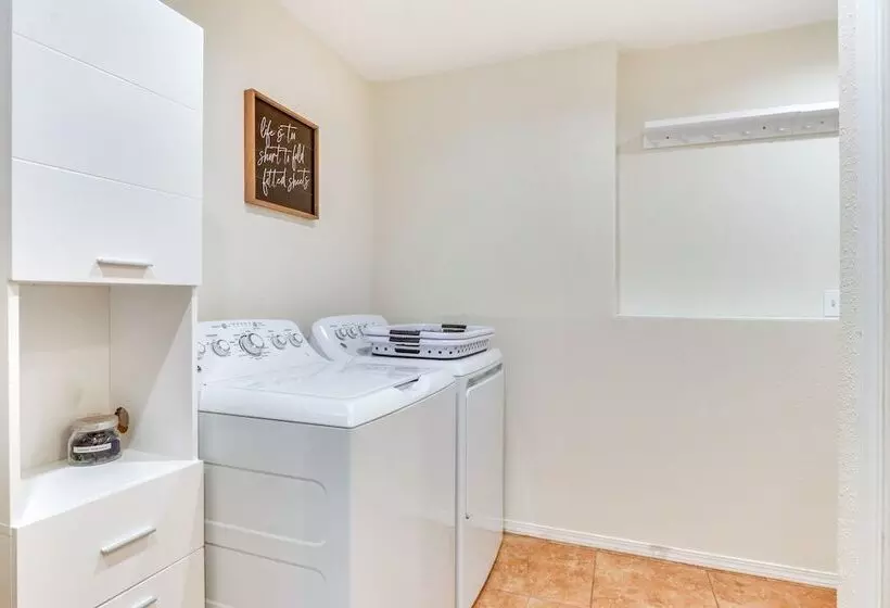 Spokane Valley Home W/ Fire Pit   1 Mi To Trails!