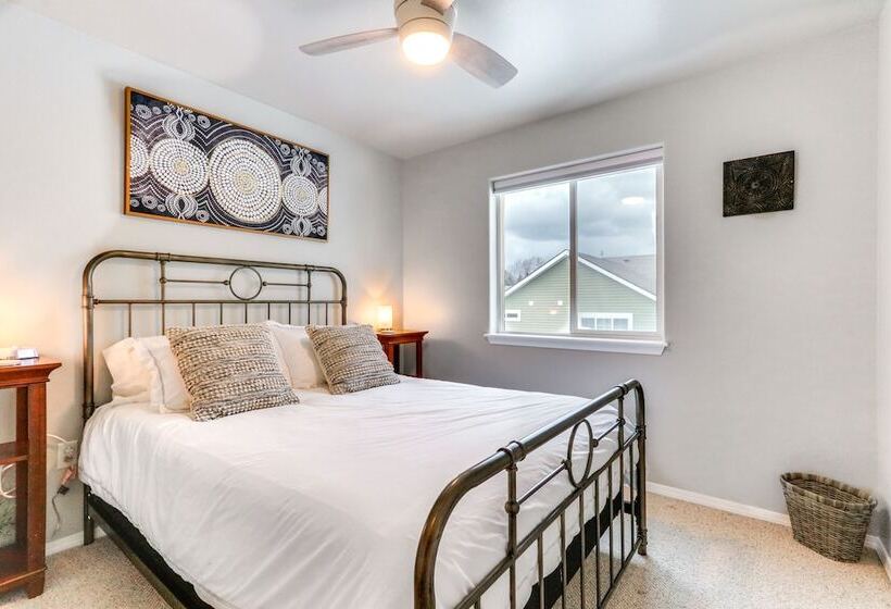 Spokane Valley Home W/ Fire Pit   1 Mi To Trails!