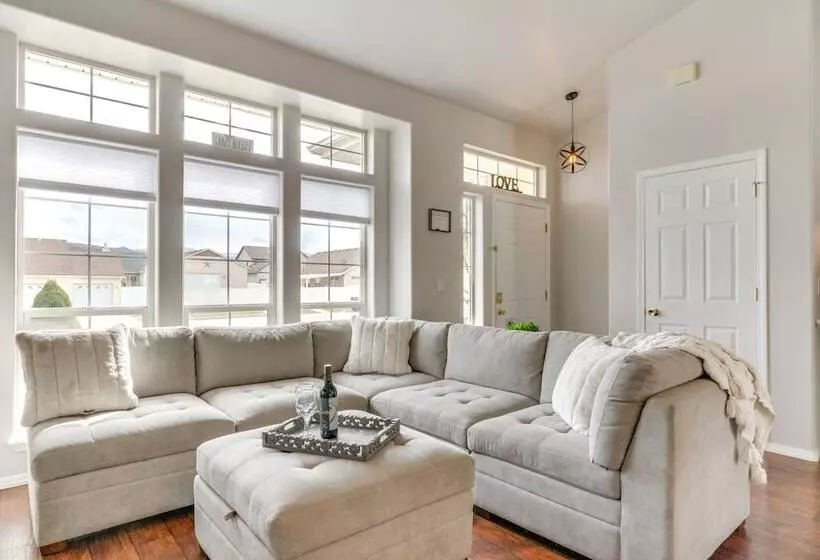 Spokane Valley Home W/ Fire Pit   1 Mi To Trails!