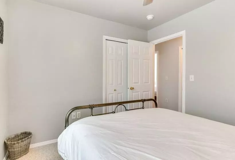 Spokane Valley Home W/ Fire Pit   1 Mi To Trails!