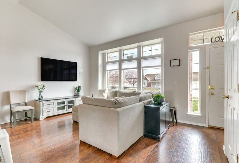 Spokane Valley Home W/ Fire Pit   1 Mi To Trails!