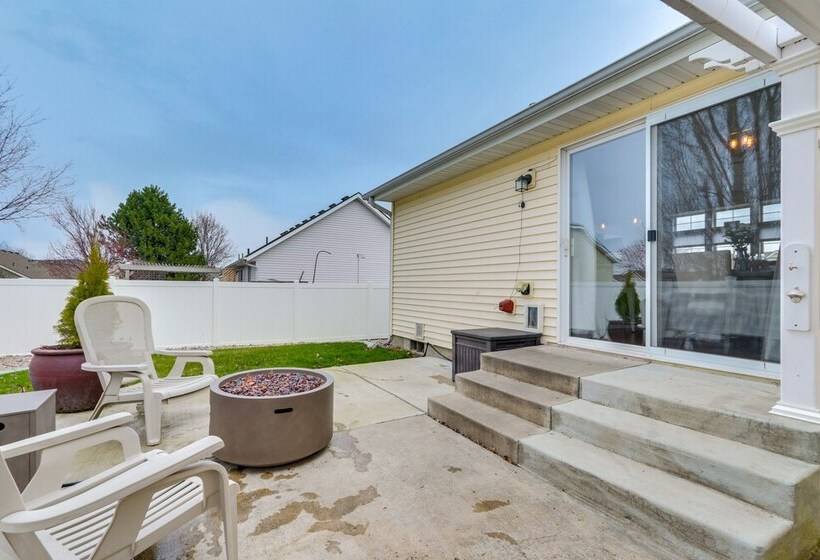 Spokane Valley Home W/ Fire Pit   1 Mi To Trails!