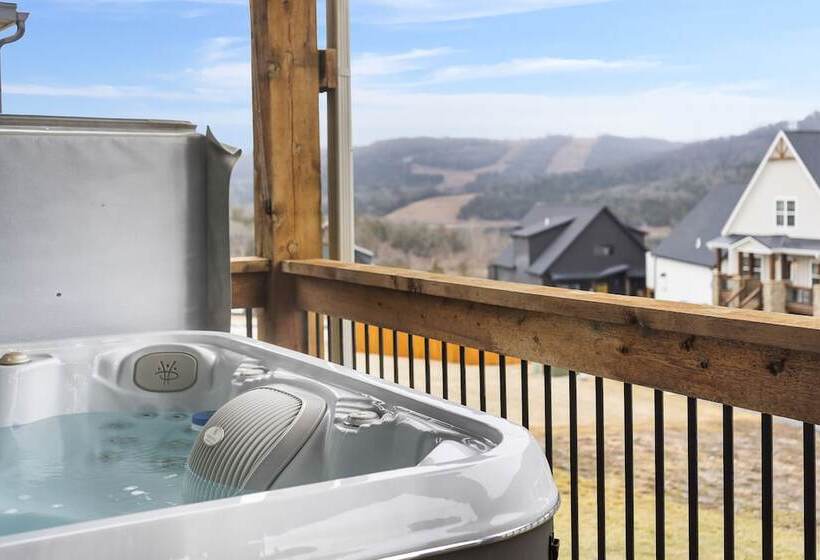 The Rock At Branson Cove 5 Bdr On Table Rock!