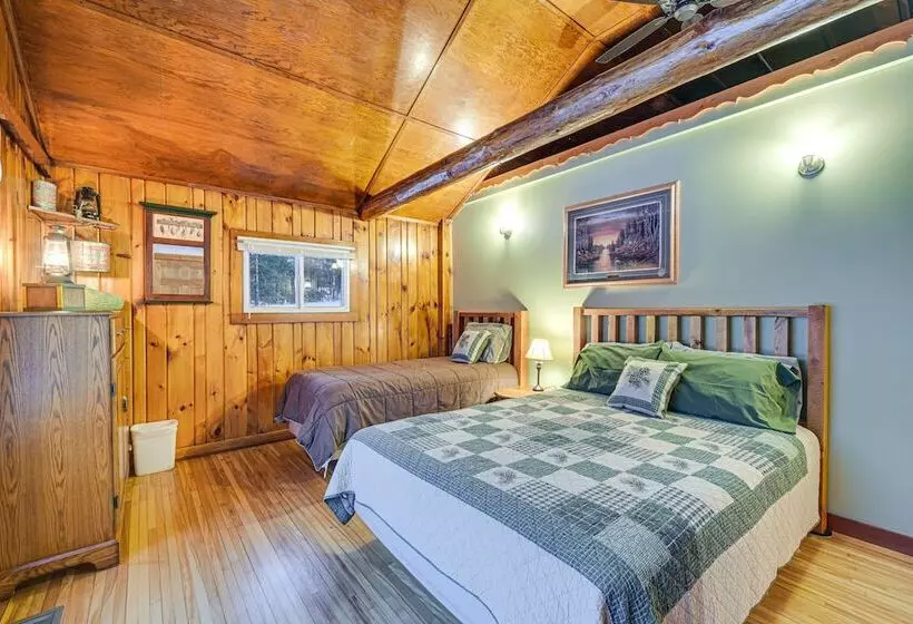 Hayward Retreat On The Chippewa Flowage W/ Dock!