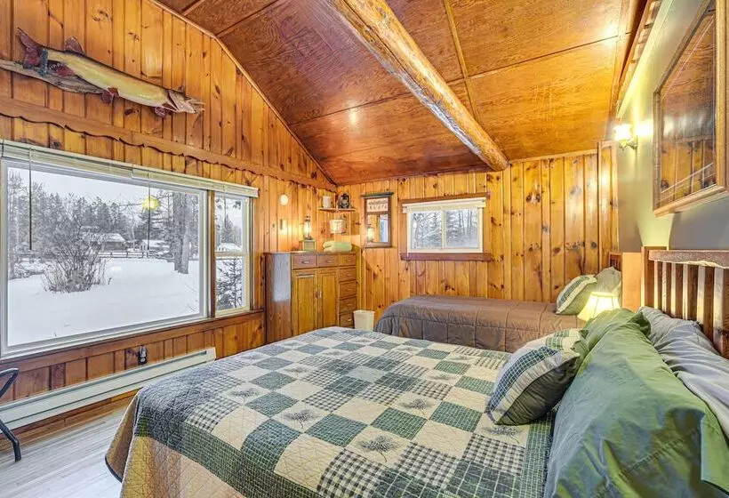 Hayward Retreat On The Chippewa Flowage W/ Dock!