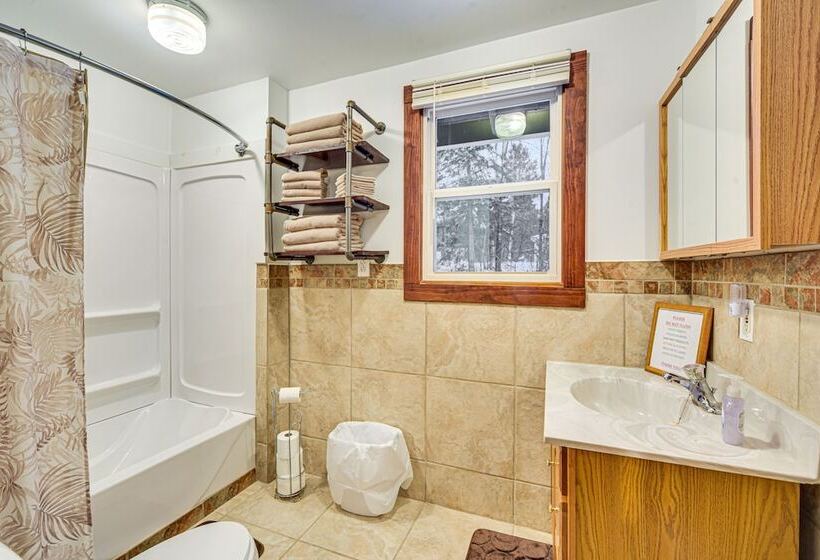 Hayward Retreat On The Chippewa Flowage W/ Dock!