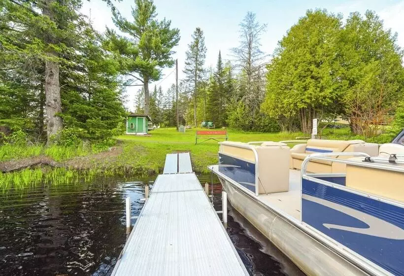 Hayward Retreat On The Chippewa Flowage W/ Dock!