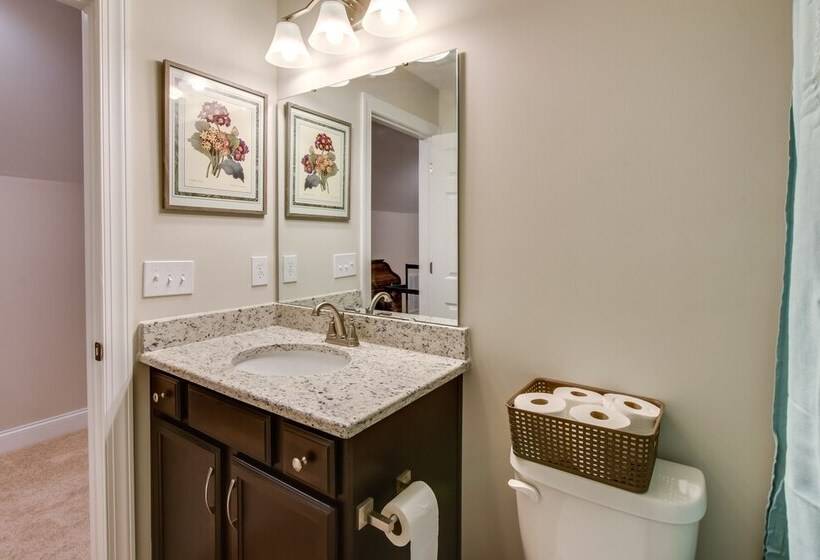 West End Home, Close To Pinehurst Golf Courses!