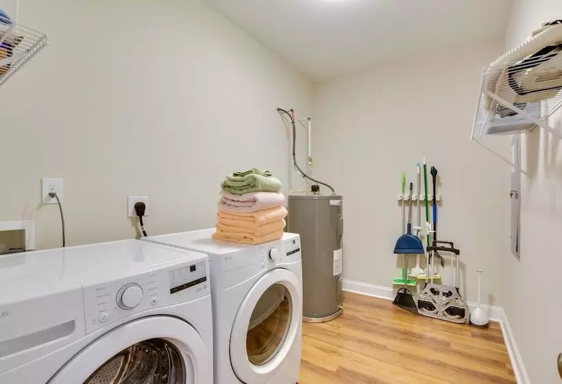 West End Home, Close To Pinehurst Golf Courses!