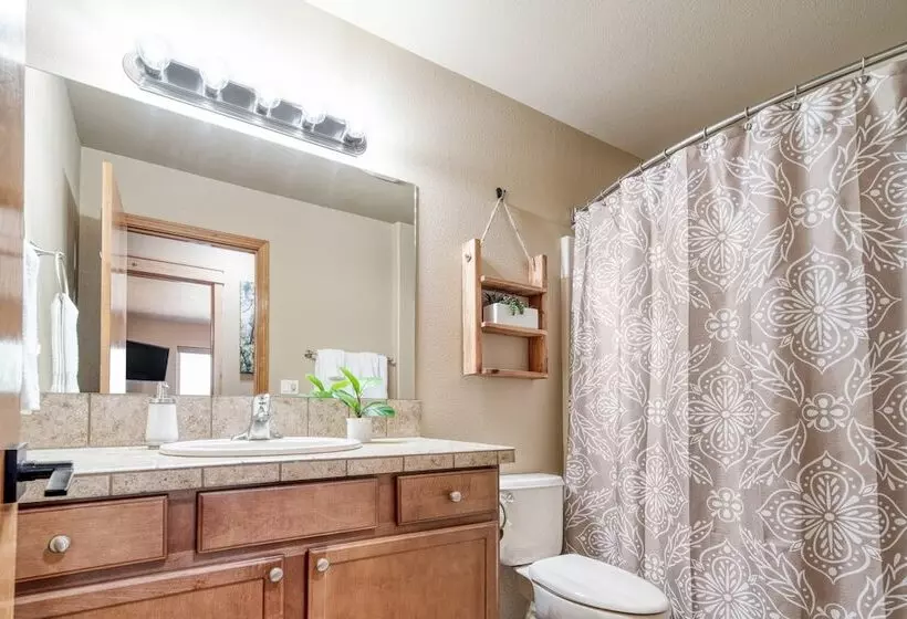 Black Bear Cabin By Avantstay Modern Bend Escape