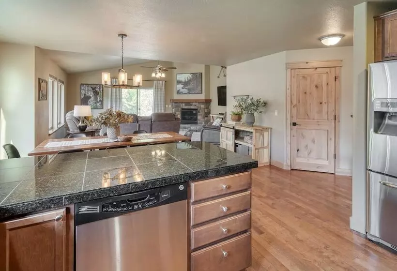 Black Bear Cabin By Avantstay Modern Bend Escape