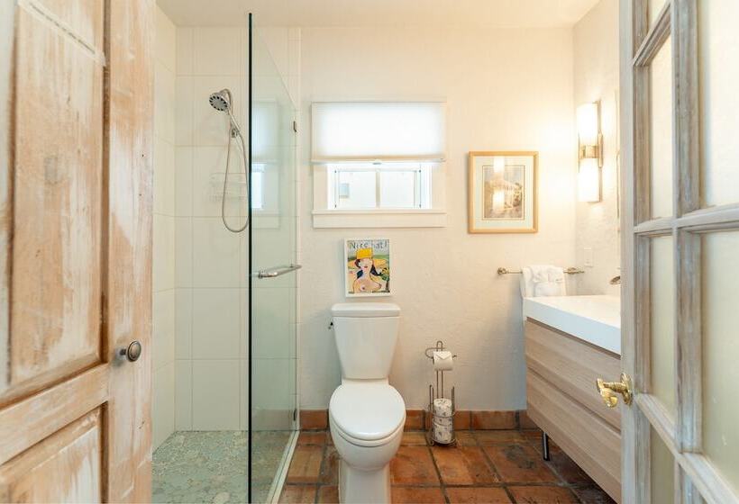 Casita De Catherine By Avantstay 1 Block To Duval St W/ Hot Tub!