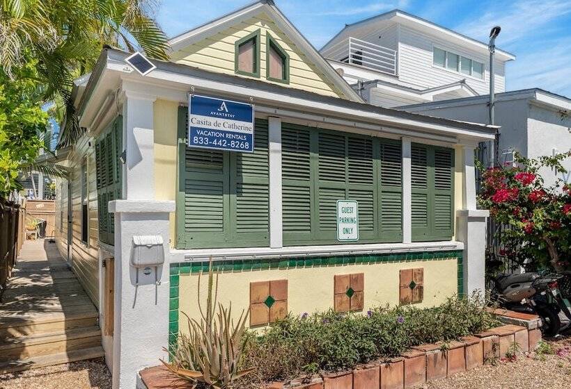 Casita De Catherine By Avantstay 1 Block To Duval St W/ Hot Tub!