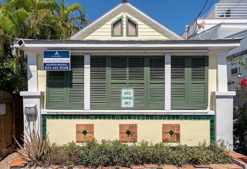 Casita De Catherine By Avantstay 1 Block To Duval St W/ Hot Tub!