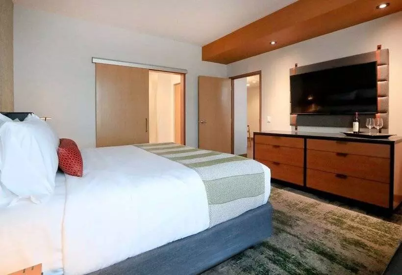 Emerald Queen Hotel And Casino   Tacoma