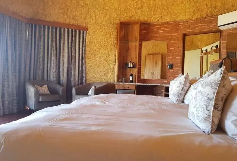 هتل Desert Hills Lodge