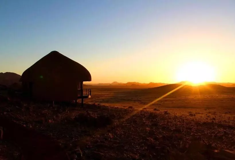 هتل Desert Hills Lodge